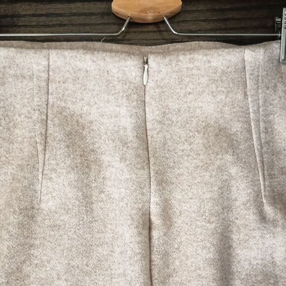 OGL Mid-Length Elegant Cream Pencil Skirt - Picture 3 of 7